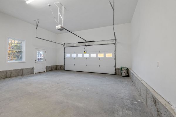 Concrete Garage Floor Laying